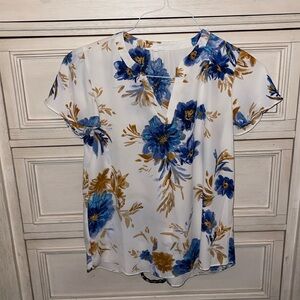 Maurices flutter sleeve blouse.